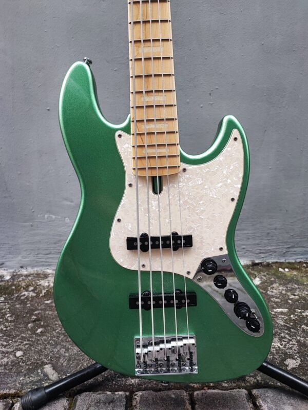 Used Bass Sire V7 2nd Gen Ash Maple - Image 5